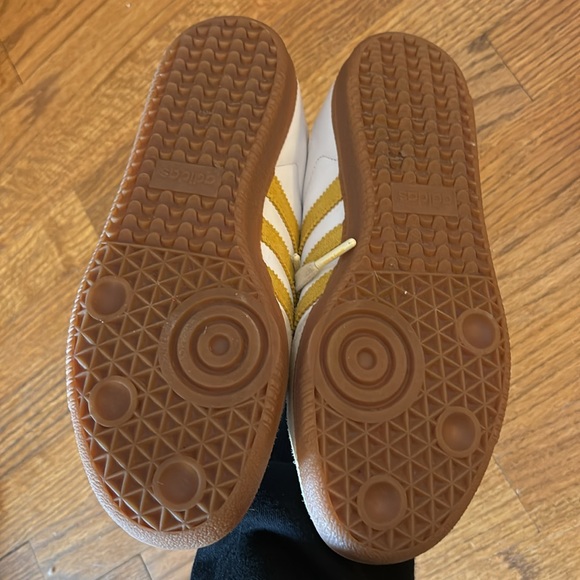 Adidas Samba OG "SPORTY & RICH - White Bold Gold" sneakers size US 6 - Picture 11 of 11